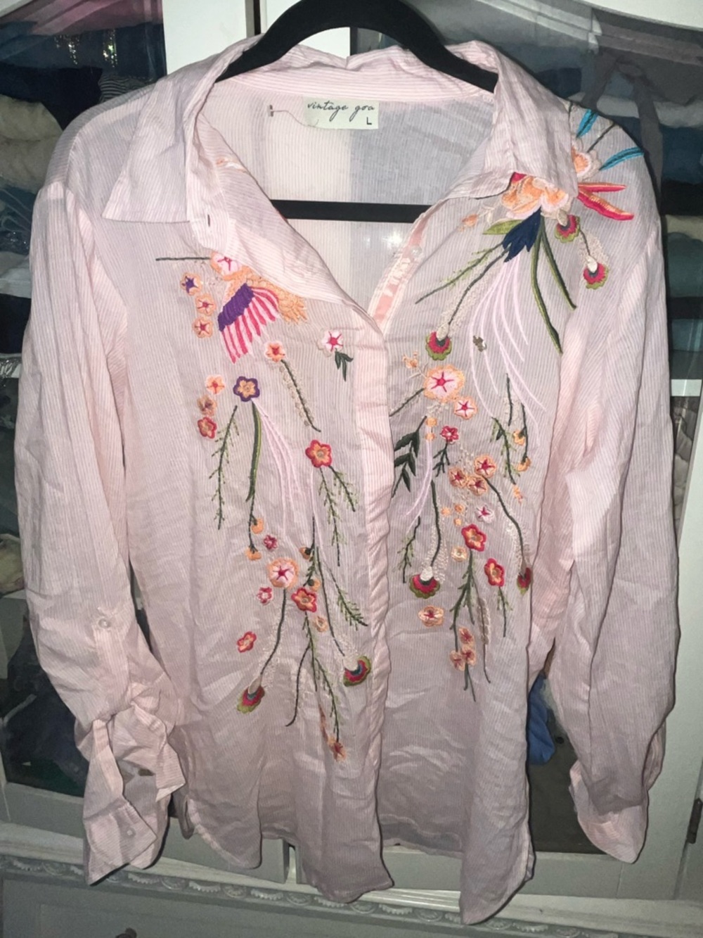 🌺NWOT size LG boutique brand Vintage Goa  Embroidered Floral Button Down Shirt - Picture 5 of 5